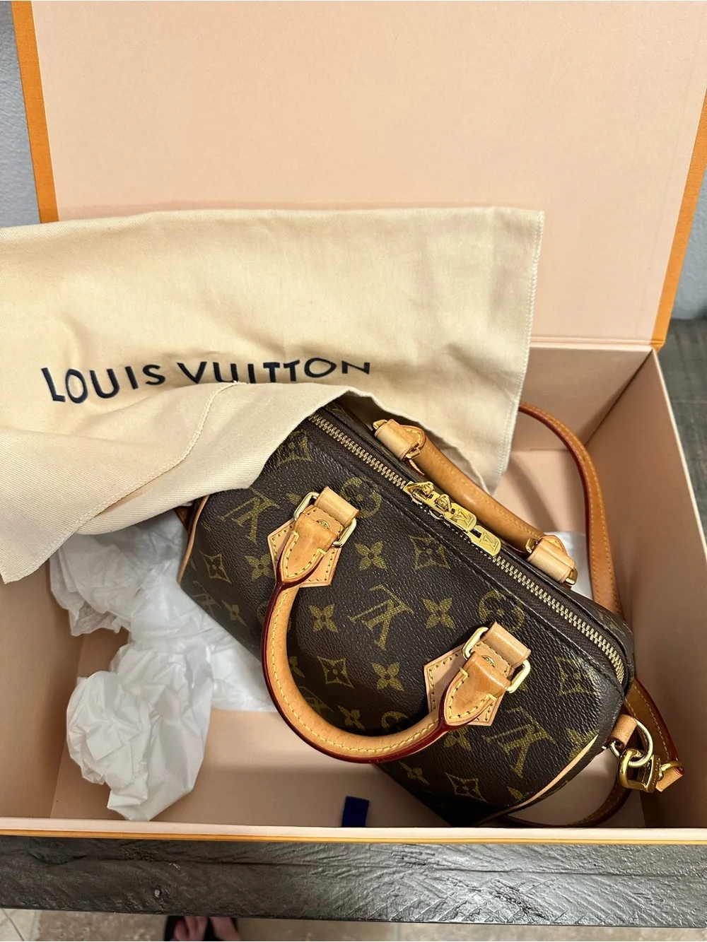 Louis Vuitton Monogram Canvas Speedy Bandoulière 20 - Picture 1 of 16